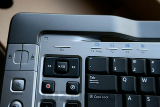 Illustration for article titled Microsoft Ultimate Wireless 7000 Keyboard Hands-On